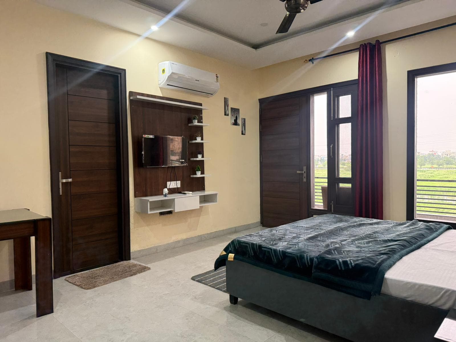 Interior view of Jastej House